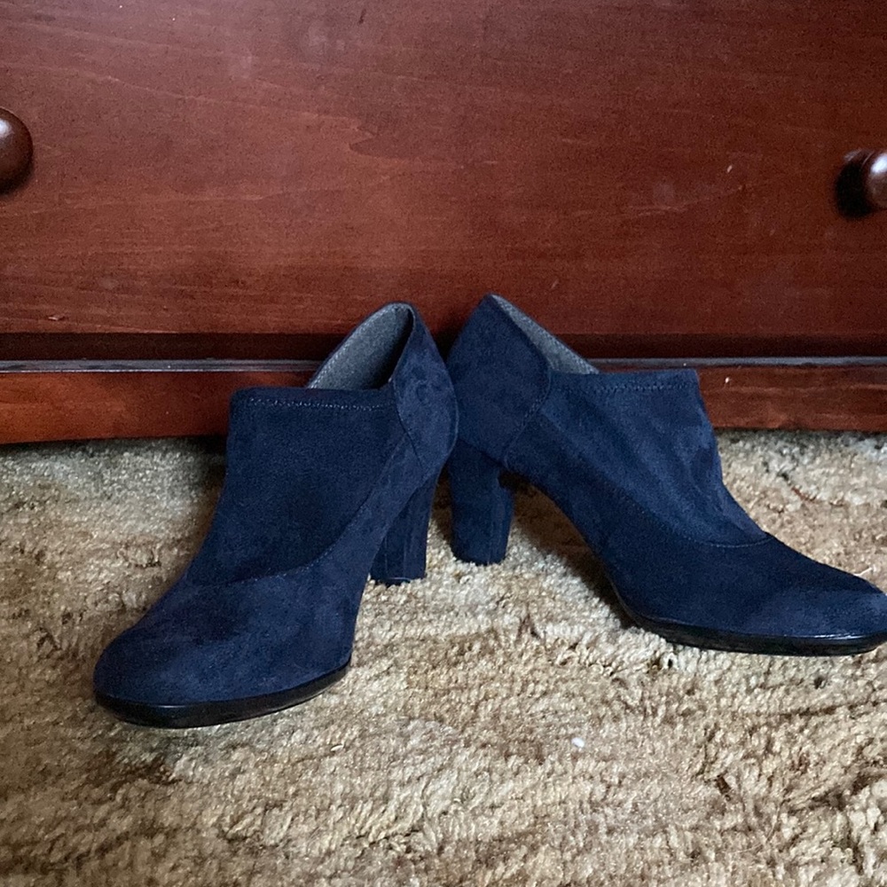 Aerosoles Heel Rest Ankle Heels